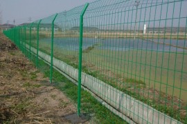 水源地/水库/湖泊/坑塘治理用防护网-焊接围网和勾花围网